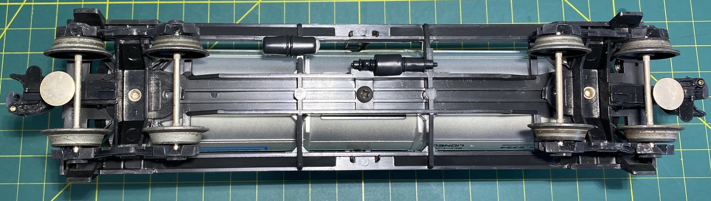 Lionel 6- 9334 Humble Oil Single Dome Tank Car