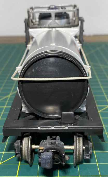 Lionel 6- 9334 Humble Oil Single Dome Tank Car