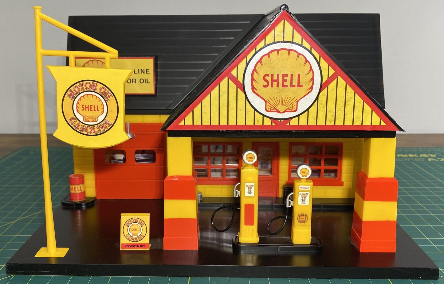 Golden Wheel Shell Service Station