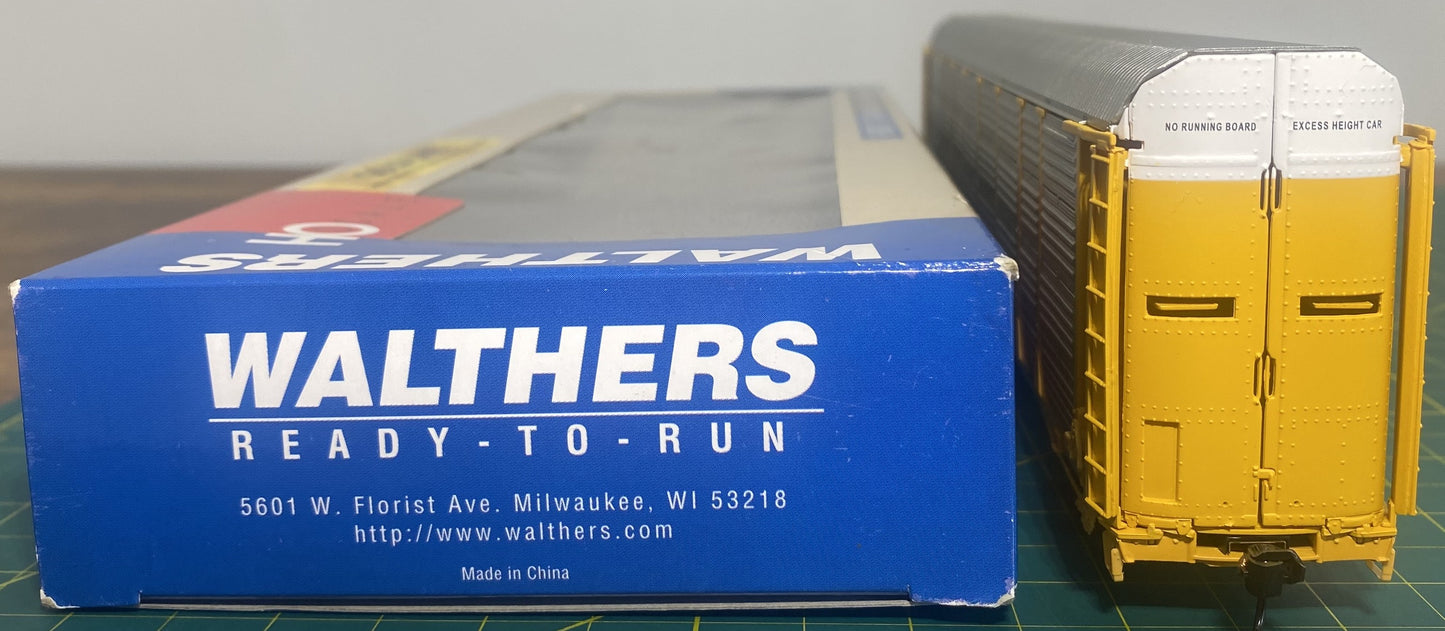 Walthers 932-40105 Gold Line Bi-Level Auto Carrier Milwaukee Road