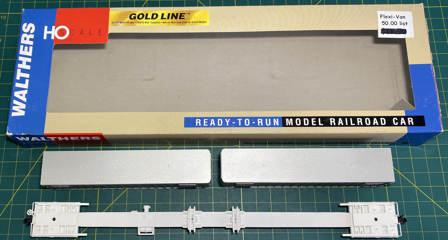 Walthers 932-3922 Gold Line Flexi Van Flat Car w/ Trailers Milwaukee Road #7025