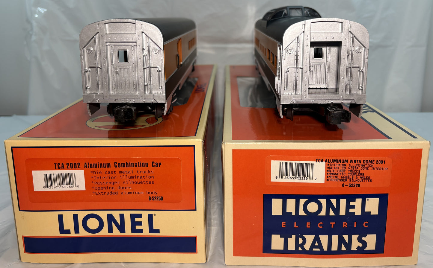 Lionel 6-52250 (2002) & 6-52220 (2001) TCA Aluminum Combination & Dome Passenger Cars
