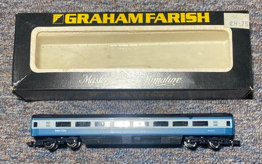 Graham Farish #0705 BR 75ft Mk III Bogie Coach (TS) Blue/Grey