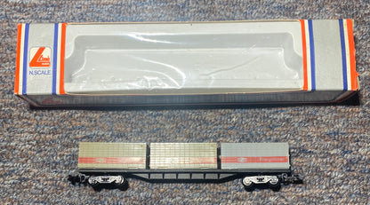 Lima Flat Car #320484 with 3 Containers