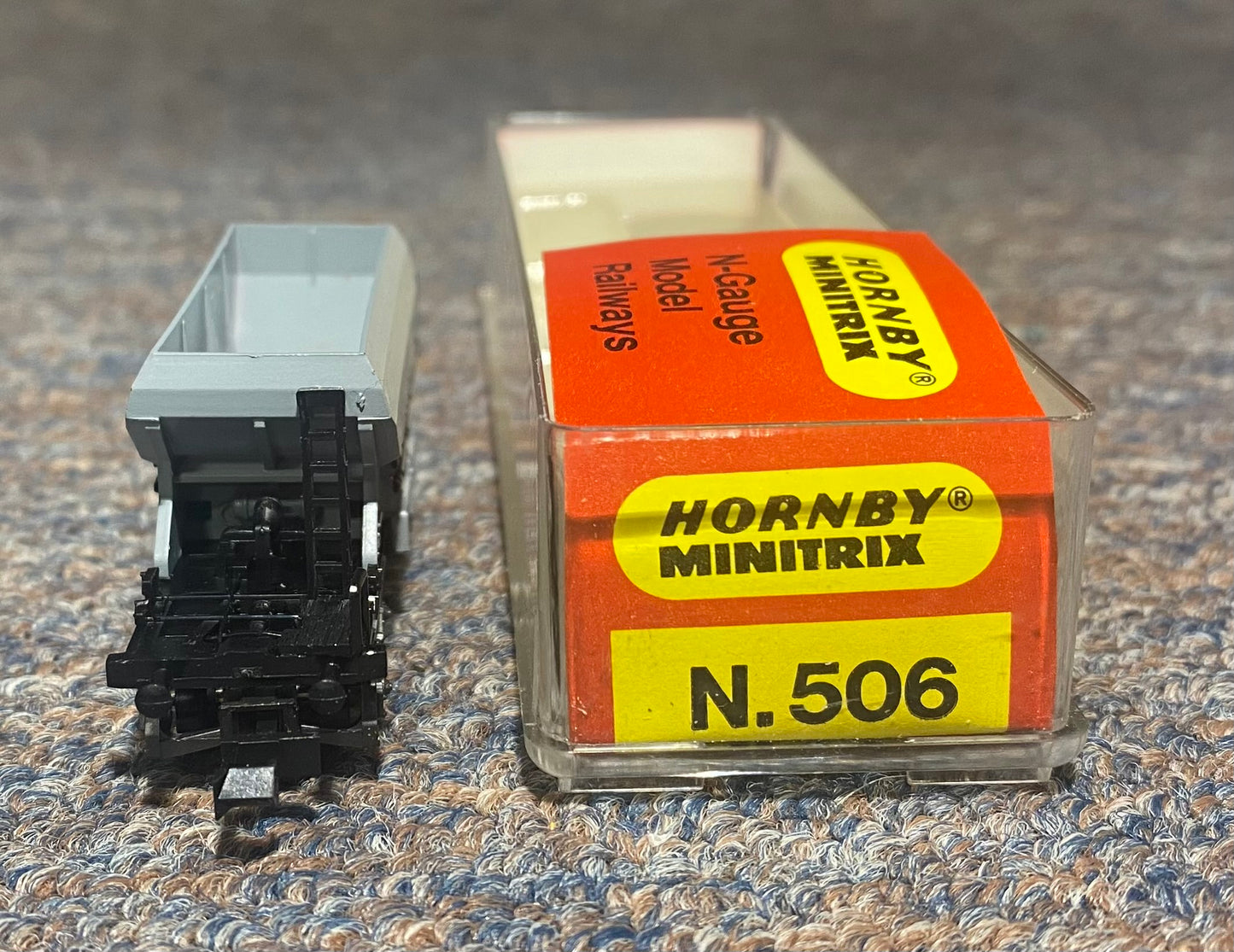 Hornby Minitrix N506 Bogie Ballast Wagon