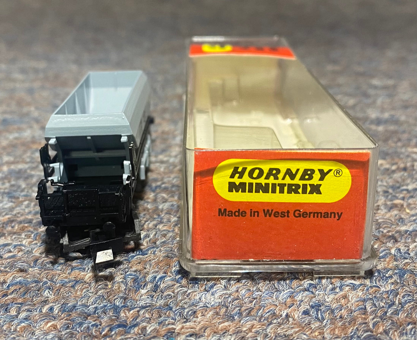 Hornby Minitrix N506 Bogie Ballast Wagon