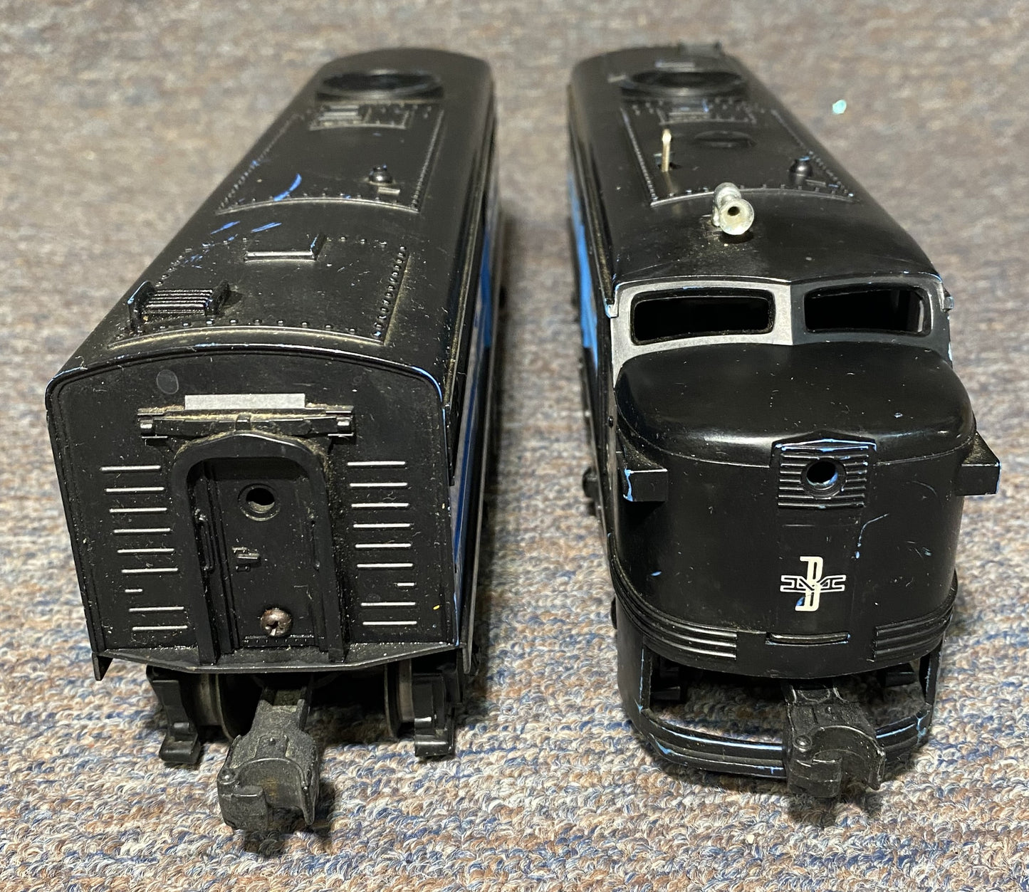 Lionel Modern #217 Diesel U36B Locomotive and Dummy Unit