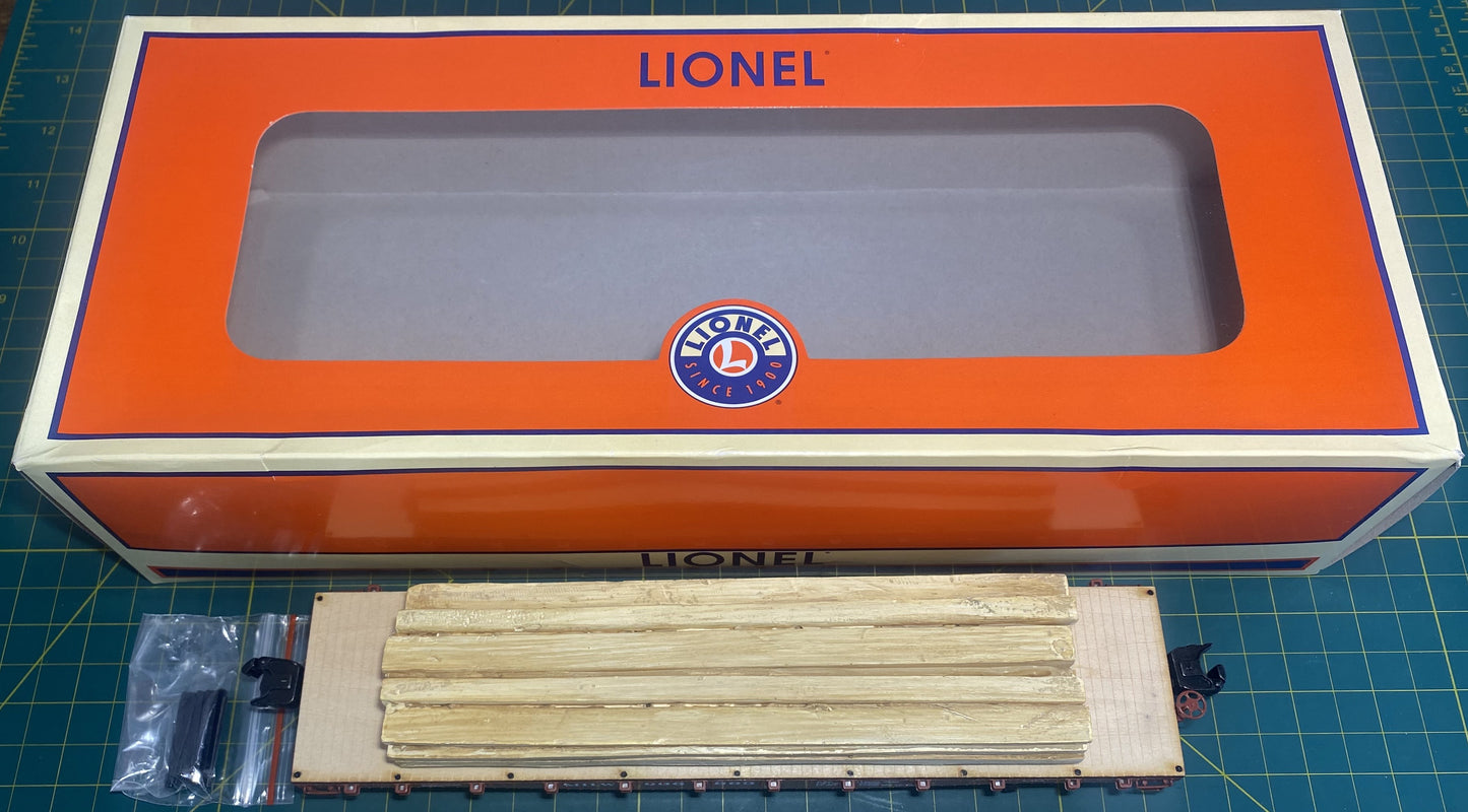 Lionel 6-82850 Milwaukee Rd Flat Car w/Load