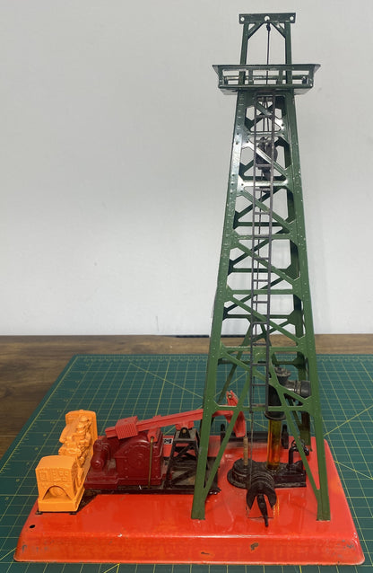 Lionel Post War Oil Derrick 455