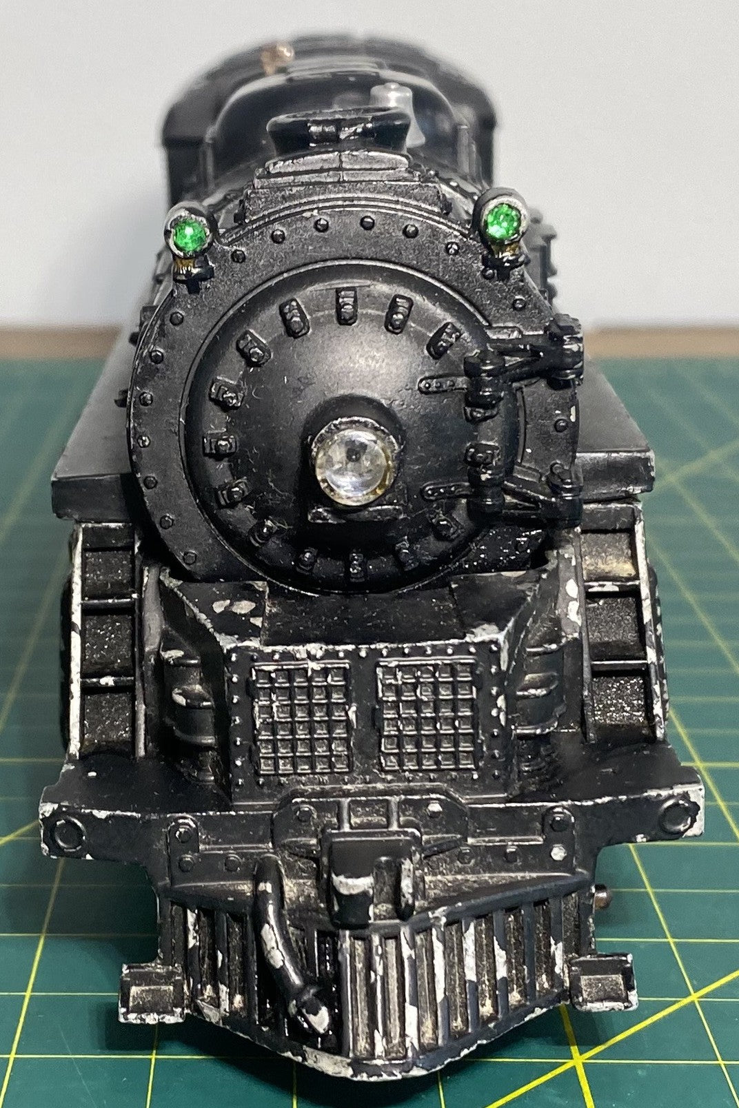 Lionel Post War Steam Locomotive 2037 W/out Tender