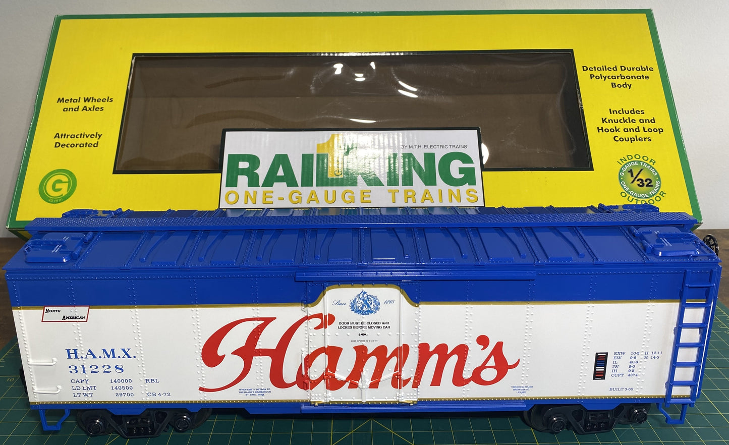 Rail King 70-78046 Hamm’s 40’ Reefer Car