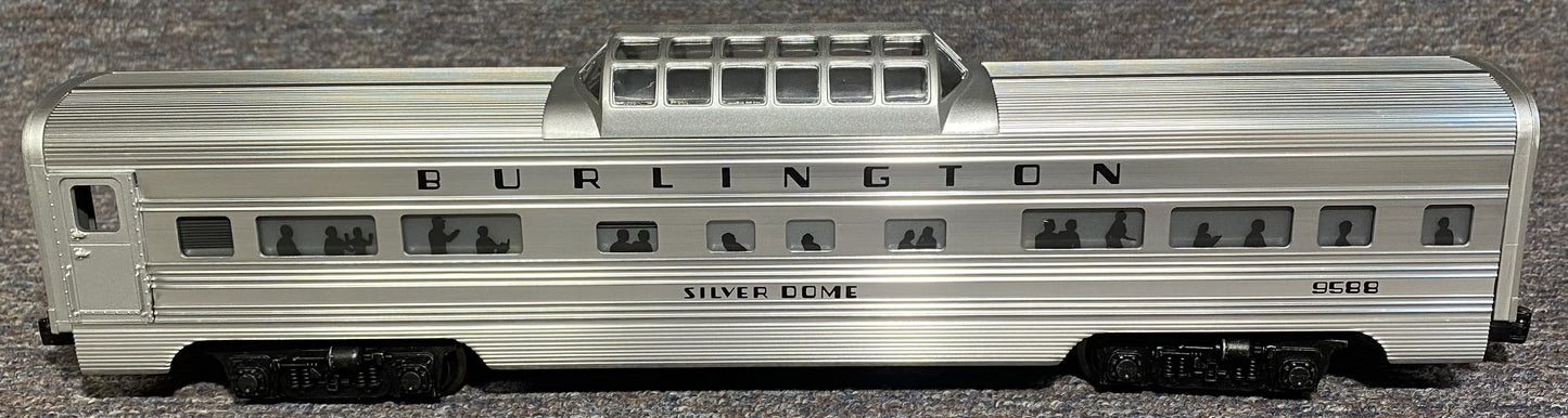 Lionel #9588 Burlington Silver Dome Vista Dome Passenger