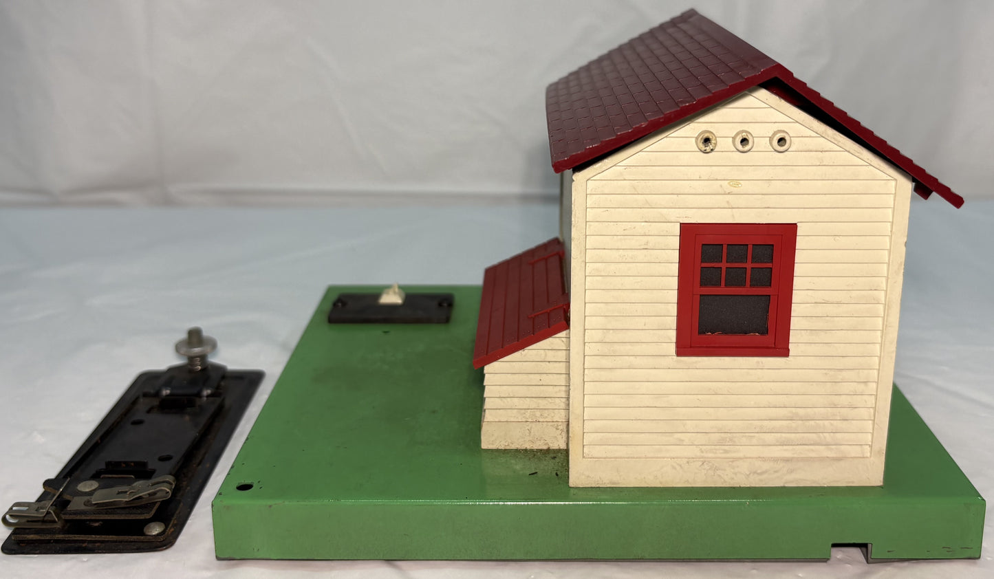 Lionel Post War 145 Automatic Gateman