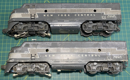 Lionel Post War 2333 Diesel New York Central