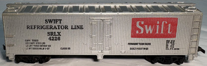 Tyco 4226 Swift Refrigerator Line Silver Box Car SRLX 422