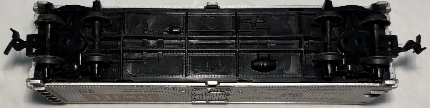 Tyco 4226 Swift Refrigerator Line Silver Box Car SRLX 422