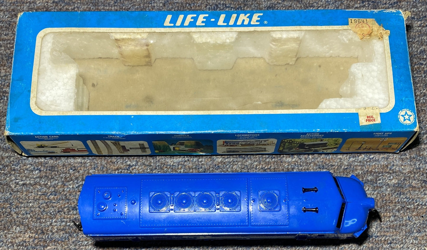 Life-Like #8694 Diesel Scale Locomotive Conrail