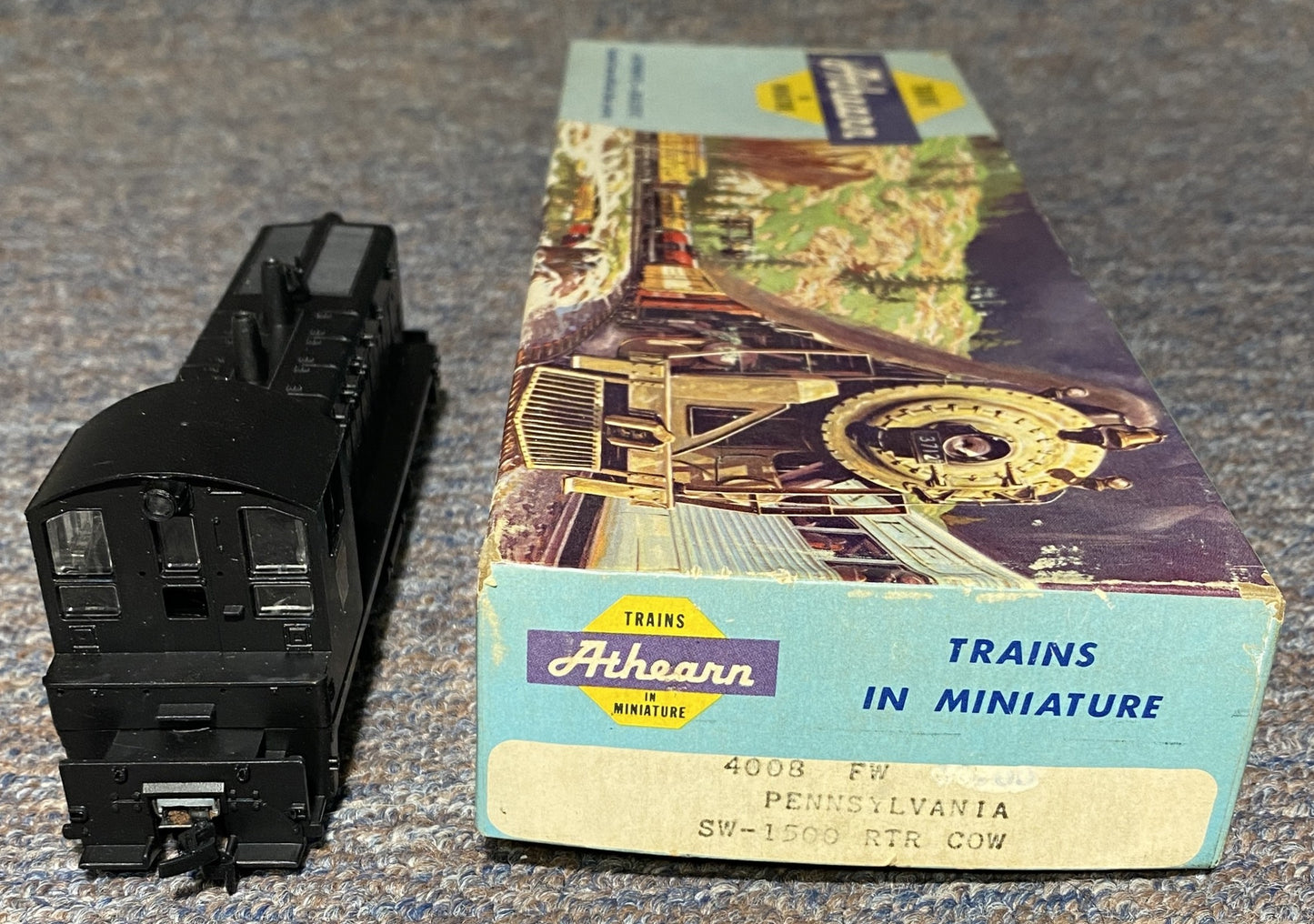 Athearn Sw1500 Powered Pennsylvania RR Cow #4008