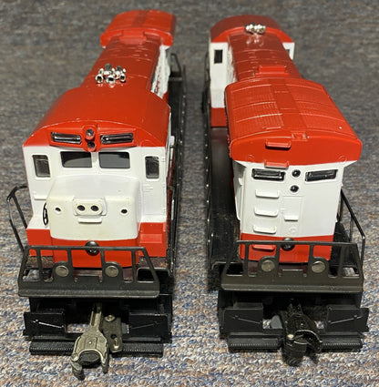 Lionel Modern #8572 and 8571 Diesel U36B Locomotive and Dummy Unit for parts