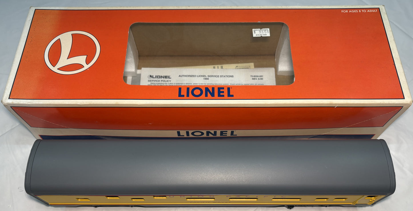 Lionel 19152 Union Pacific Duplex Roomette Car