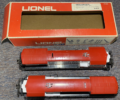 Lionel Modern #8572 and 8571 Diesel U36B Locomotive and Dummy Unit for parts