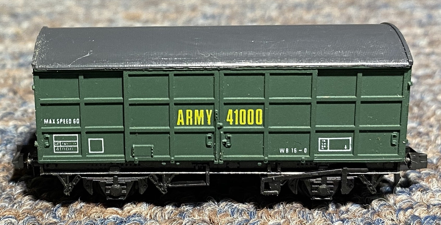 Peco NR-8A N Gauge Army 41000