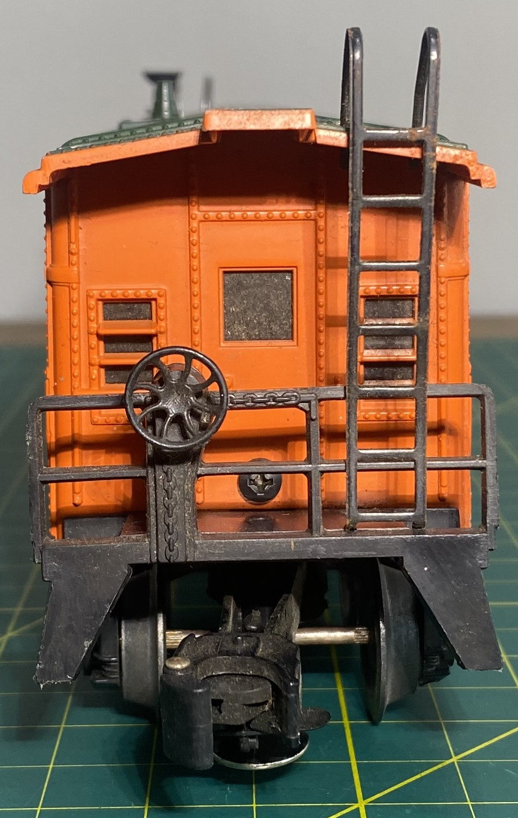 Lionel 6438 Great Northern Window Caboose