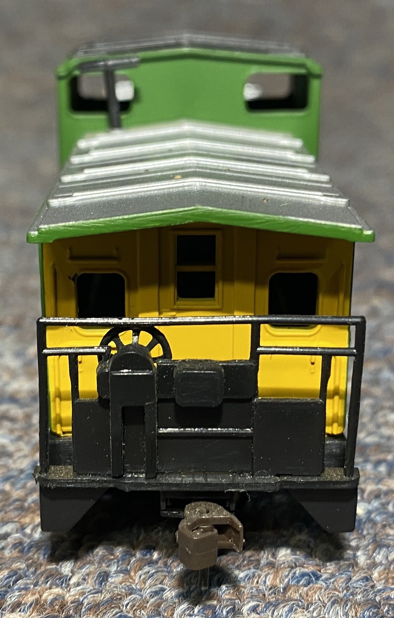 Bachmann #11445 Burlington Northern Caboose