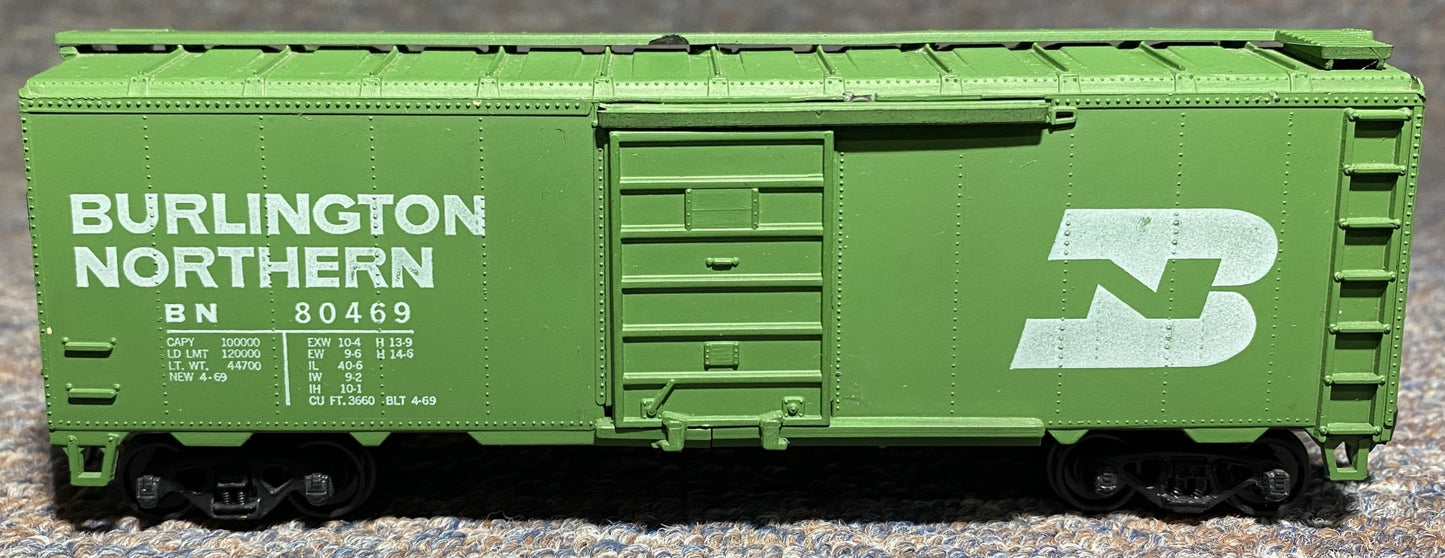 Athearn #80469 Burlington Northern Box Car