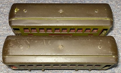 Lionel #337 Passenger and #338 Observation Cars