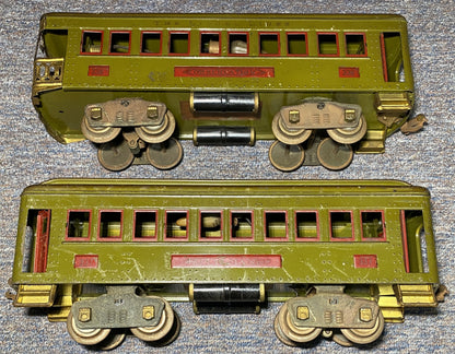 Lionel #337 Passenger and #338 Observation Cars