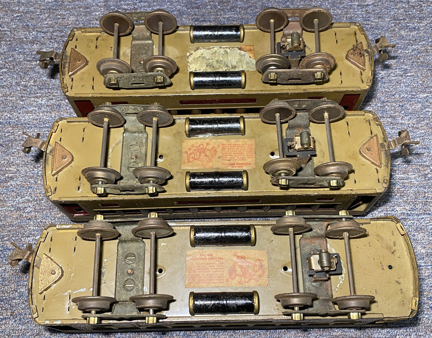 Lionel #337, #337 & #338 Pre-War Passenger Cars Mojave Body and Maroon Doors