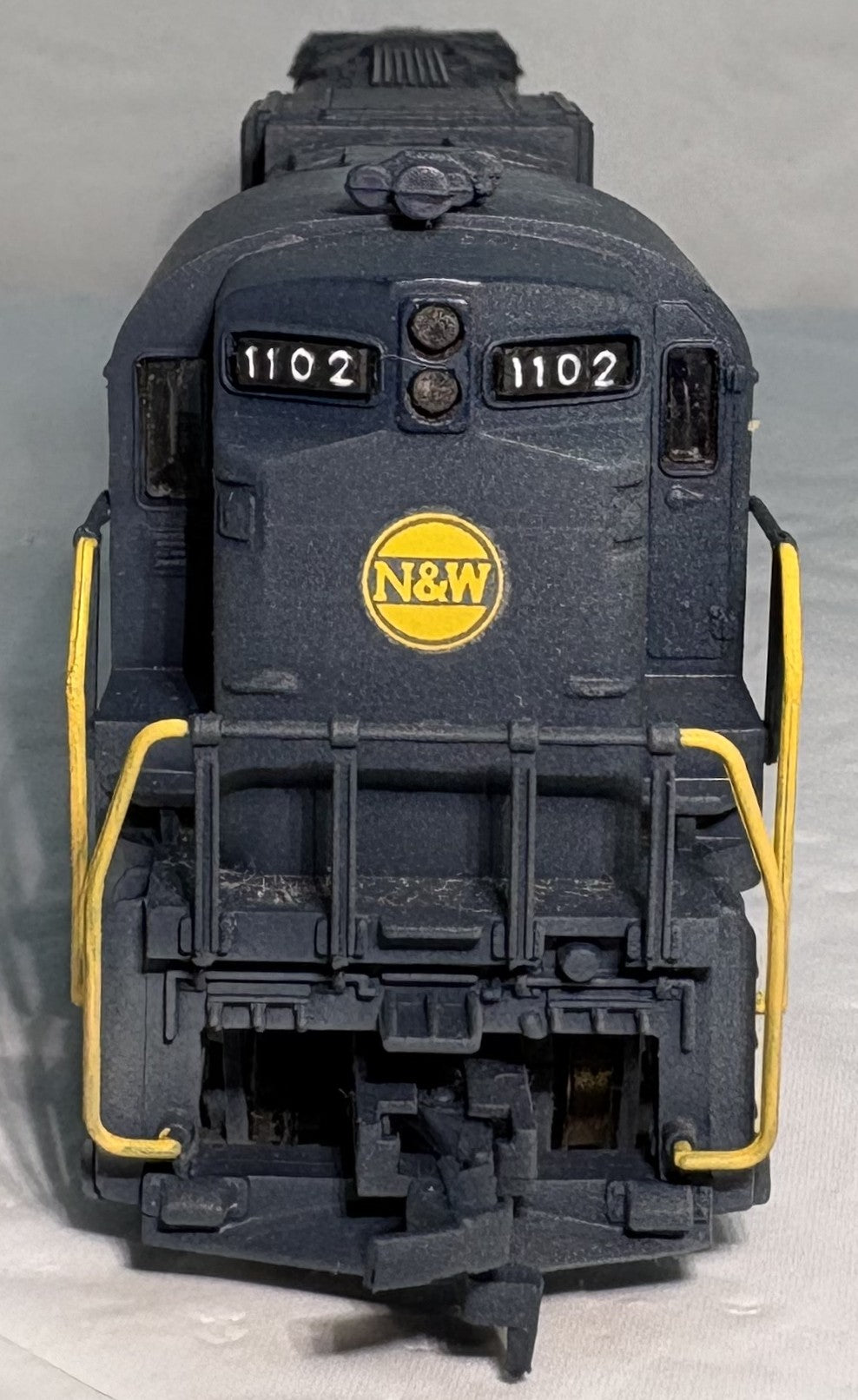 Tyco C630 Norfolk & Western Diesel Locomotive #1102