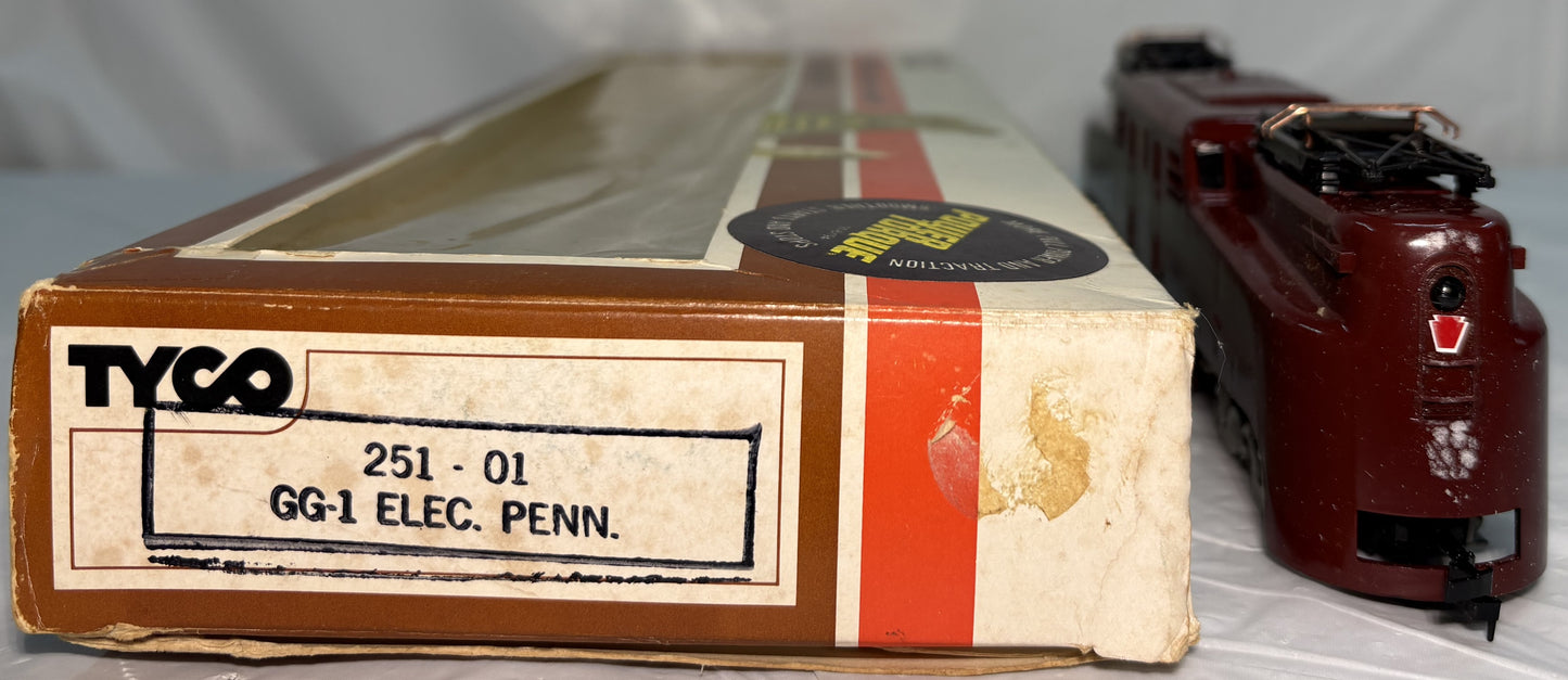 Tyco 251-01 Pennsylvania GG-1 Electric Locomotive #4173