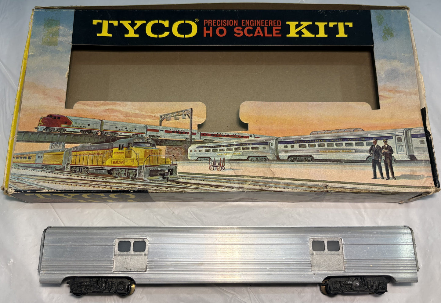 TYCO K505 Streamline Aluminum Dining Car Kit 1962