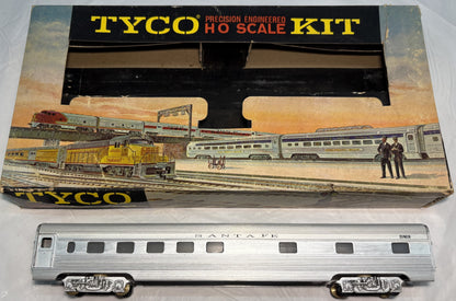 TYCO K510 Streamline Aluminum Sleeping Car