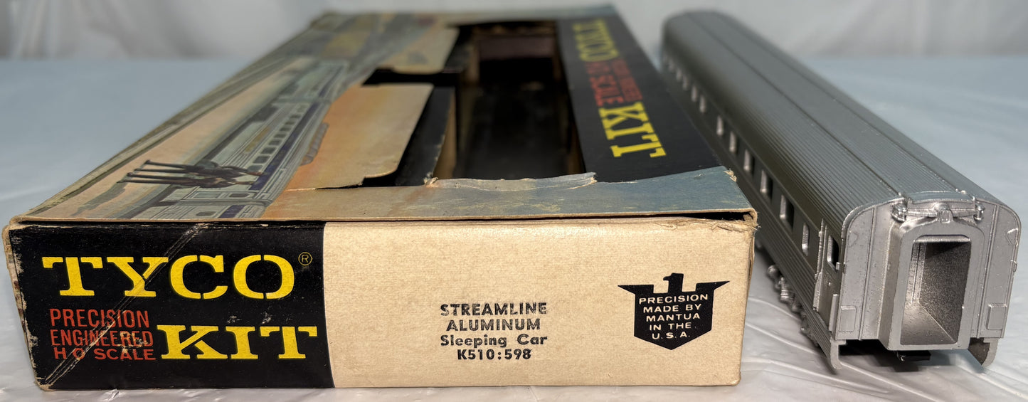 TYCO K510 Streamline Aluminum Sleeping Car