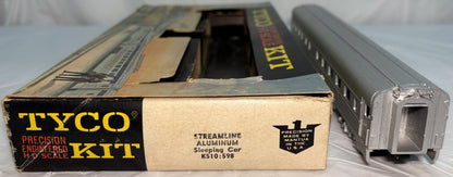 TYCO K510 Streamline Aluminum Sleeping Car