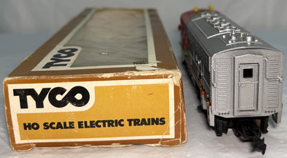 TYCO 4015 EMD F7A Santa Fe 4015 Locomotive Warbonnet