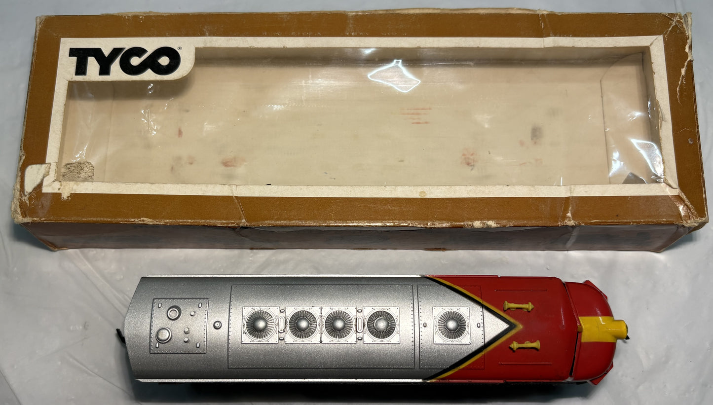 TYCO 4015 EMD F7A Santa Fe 4015 Locomotive Warbonnet