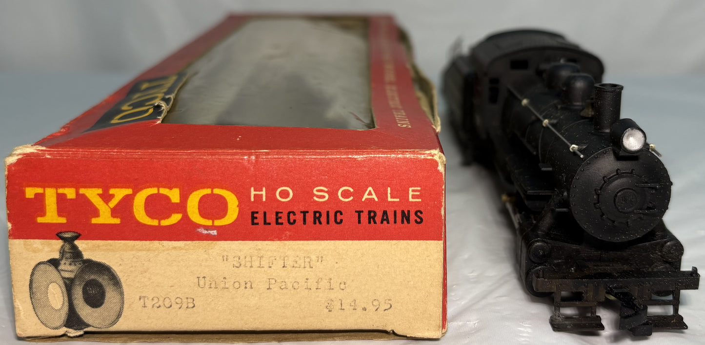 TYCO T209B Union Pacific Shifter Switcher #235