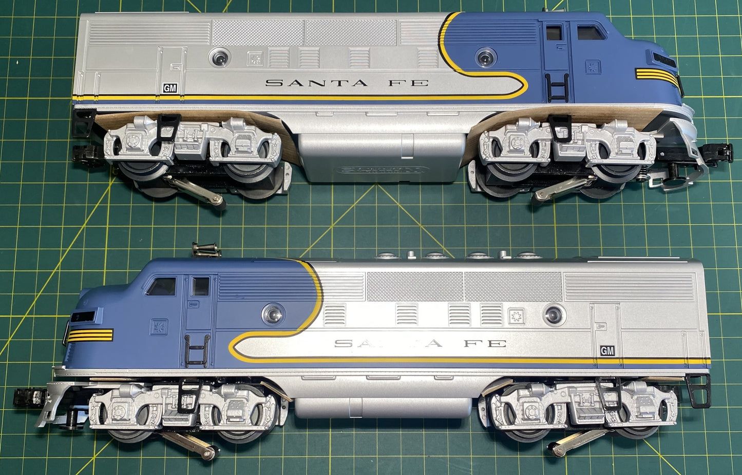 Williams 20185 Santa Fe F-3 Diesel Locomotive Set