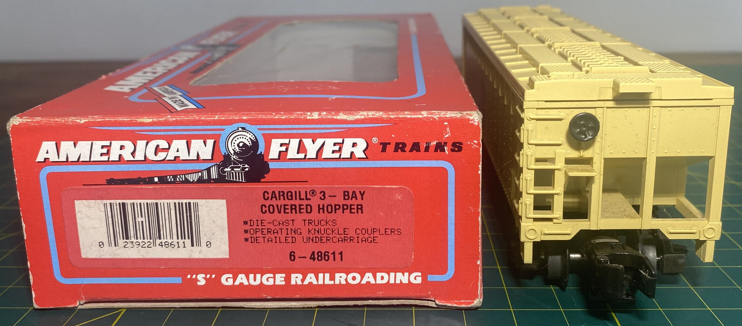 American Flyer 6-48611 S Gauge Cargill 3-Bay Covered Grain Hopper