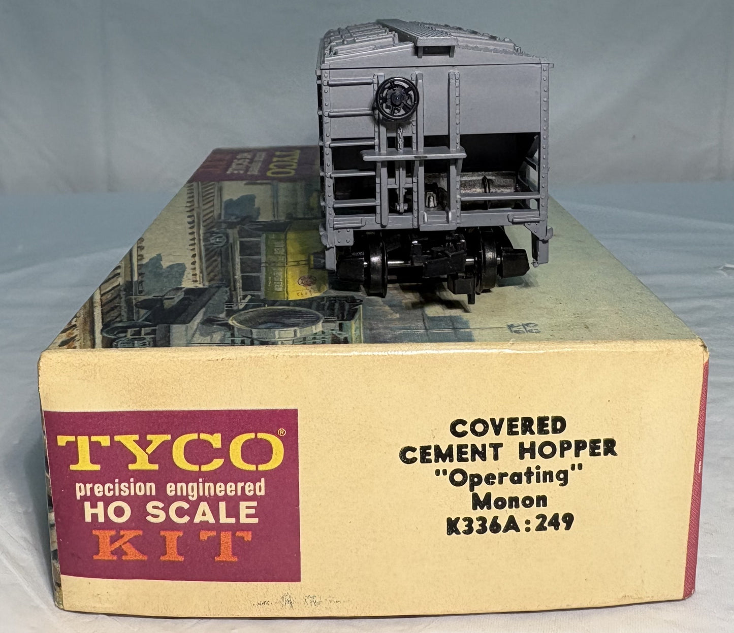 Tyco K336A Operating Hopper Monon Cement Car Kit