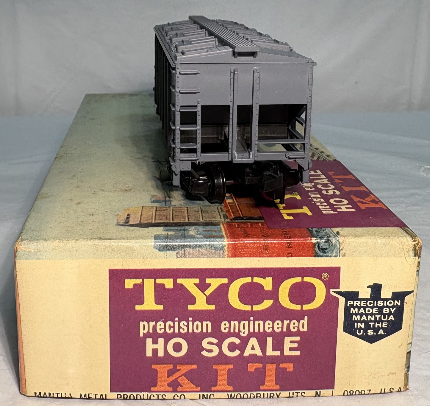 Tyco K336A Operating Hopper Monon Cement Car Kit