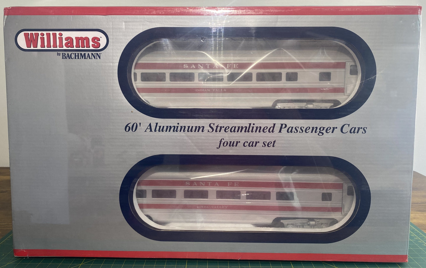 Williams 43098 60’ Streamline Santa Fe Passenger 4-Car Set