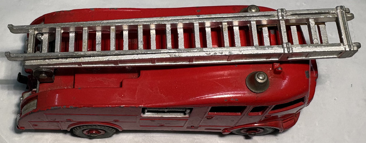 Dinky Toys 955 Fire Engine