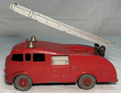 Dinky Toys 955 Fire Engine