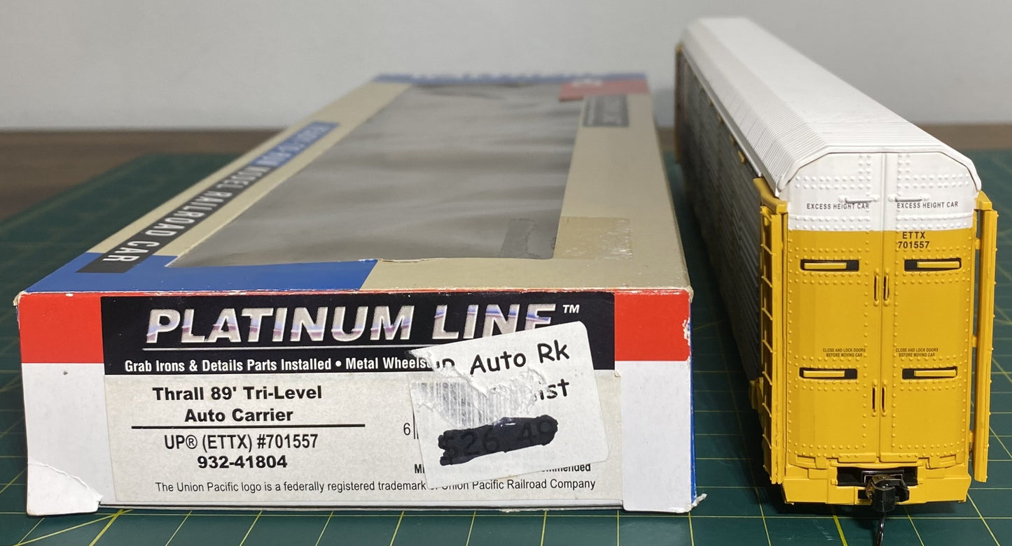 Walthers 89' Thrall Tri-Level Enclosed Auto Carrier