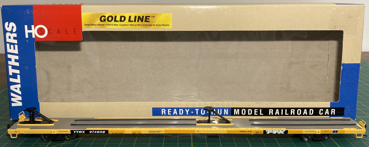 Walthers 89' Flatcar w/ACF Hitches Trailer-Train TTWX 932-40801
